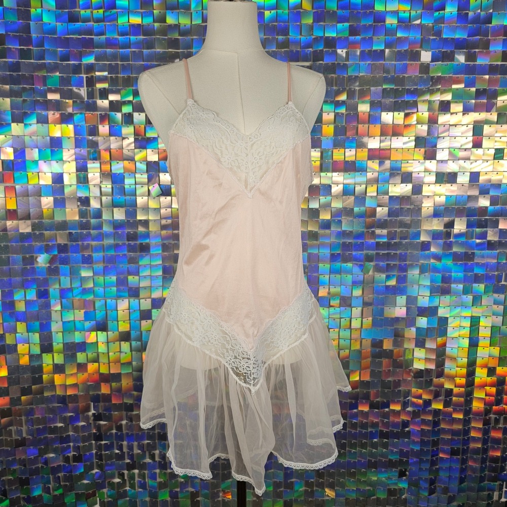 Vintage Se Du Lace Trim Slip Dress Size S Peach Excellent Ruffle Hem Made in USA